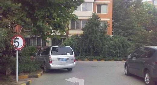 “刚走出去不到一分钟就出事”<strong></p>
<p>shib币价格今日行情</strong>，一家五口1死4伤！家属最新发声