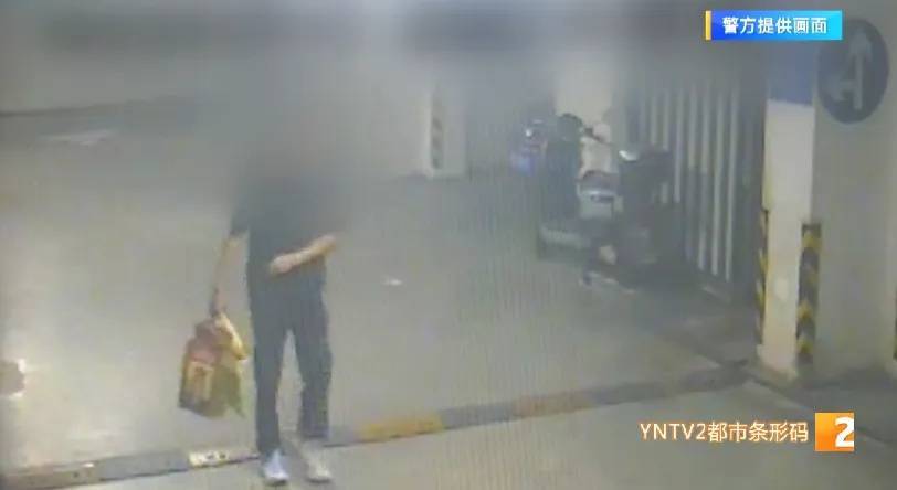 凌晨怪事！男子提着茅台袋子在车库<strong></p>
<p>SHIB币</strong>，翻垃圾桶竟为了.....