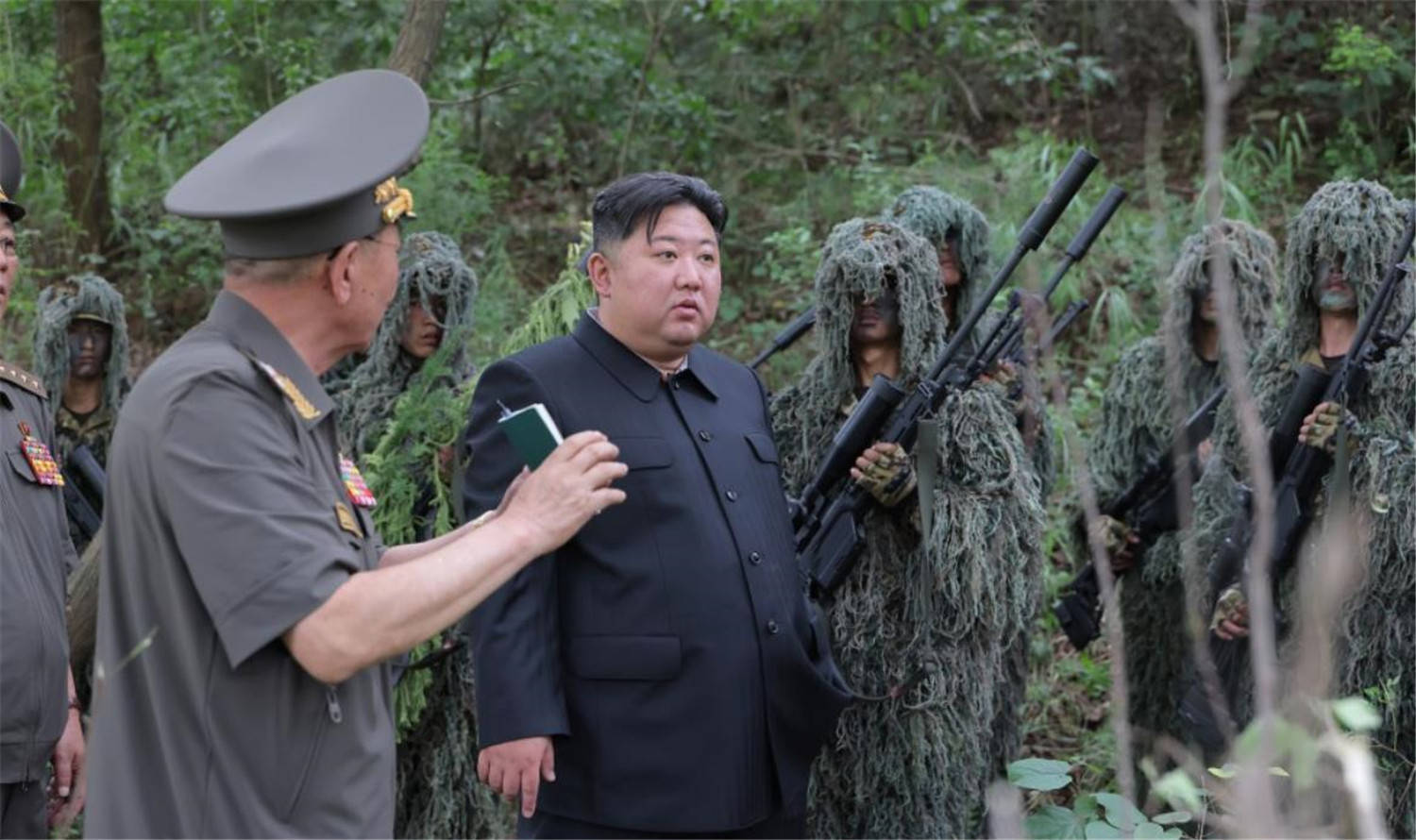 宅男金正恩要参加北京阅兵<strong></p>
<p>tp钱包</strong>,中方5大“兄弟”齐聚北京,日本懵了