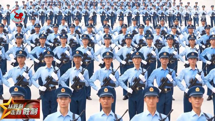 九三阅兵倒计时5天<strong></p>
<p>tp钱包</strong>！空中梯队多型新机将首次受阅 队员练就“米秒不差”