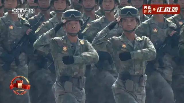 不装了<strong></p>
<p>tp钱包下载</strong>!一口气看完九三大阅兵武器装备!谁说我们一个也不认识?