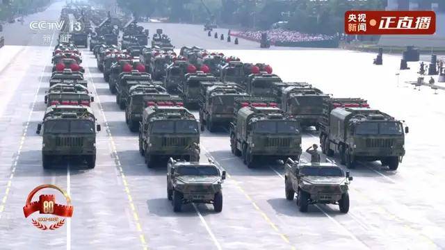 不装了<strong></p>
<p>tp钱包下载</strong>!一口气看完九三大阅兵武器装备!谁说我们一个也不认识?