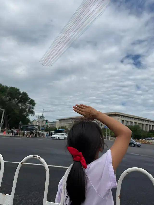 不装了<strong></p>
<p>tp钱包下载</strong>!一口气看完九三大阅兵武器装备!谁说我们一个也不认识?