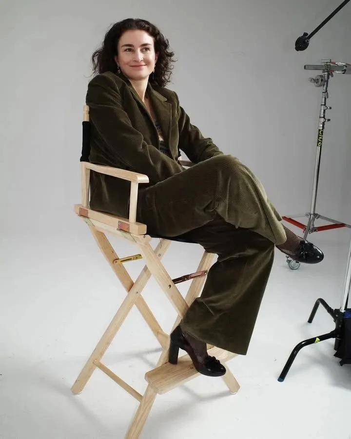 年近四十<strong></p>
<p>tp钱包下载</strong>，二孩妈妈，不骨感不时髦，却成了女魔头接班人