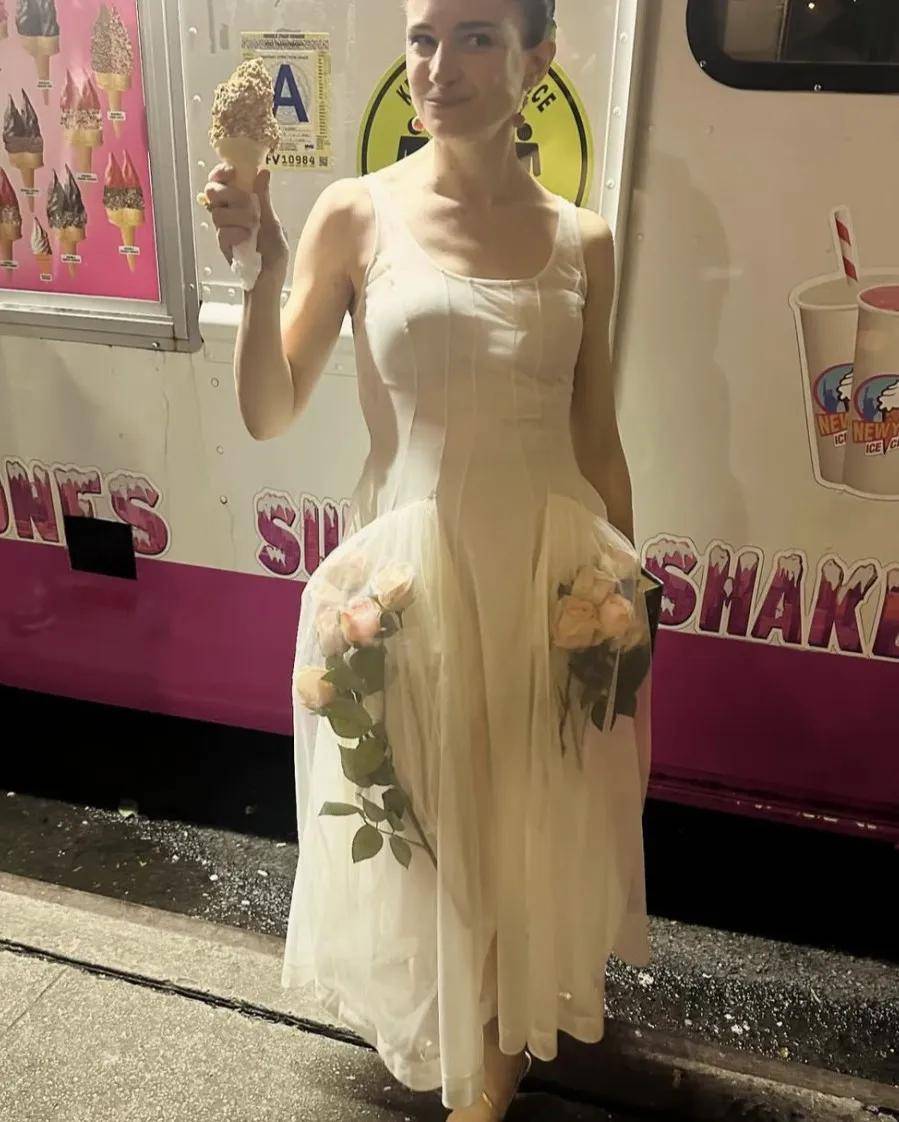 年近四十<strong></p>
<p>tp钱包下载</strong>，二孩妈妈，不骨感不时髦，却成了女魔头接班人