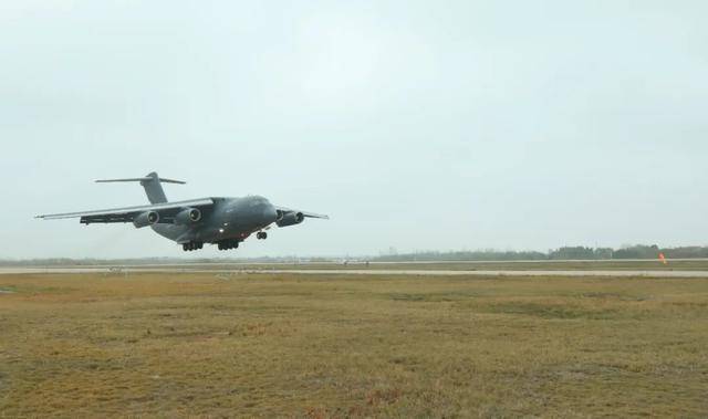 阅兵最帅女机长<strong></p>
<p>tp钱包官网下载</strong>，是她！