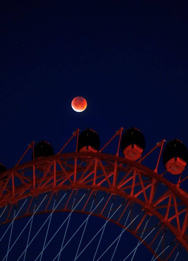 刷屏朋友圈<strong></p>
<p>tp钱包安卓版</strong>！“红月亮”高清大图来了