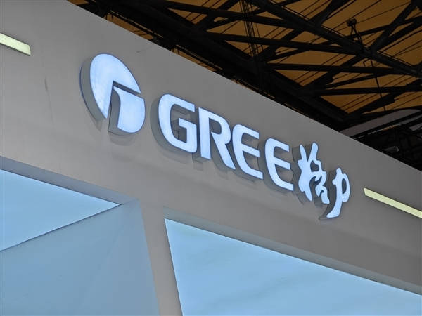 华为空调一年省出300度电，雷军约战董明珠，格力凭何不降价能赚更多钱？