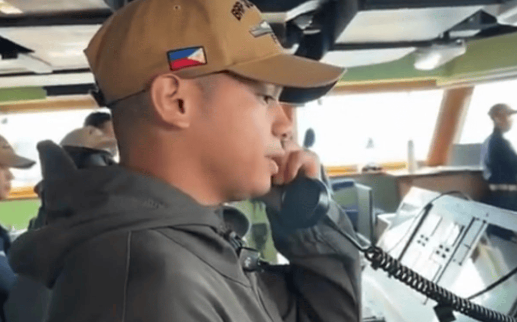 菲军主力舰刚出门<strong></p>
<p>tp钱包安卓版官方下载</strong>,054A就堵在南海大门,美日军舰不敢靠近半步