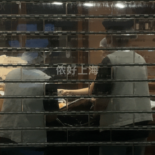 看着心疼<strong></p>
<p>tp钱包安卓版官方下载</strong>!上海网红店将没卖掉的面包整框扔了?网友吵翻