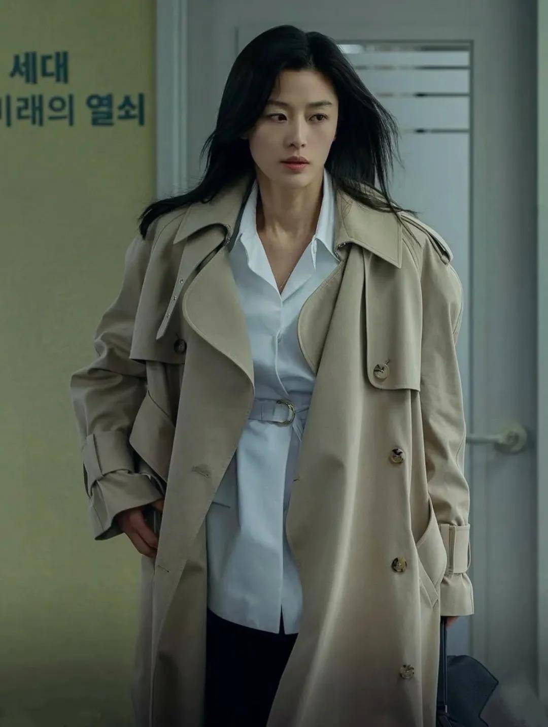 44岁要去“竞选总统”的全智贤<strong></p>
<p>tp钱包安卓版官方下载</strong>，穿衣风格都变了！