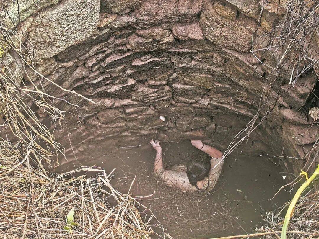 泉州坠井女子“54小时噩梦”：几条蛇爬身上<strong></p>
<p>tp钱包安全吗</strong>，双侧肋骨骨折！绝望时靠一个信念坚持活下来……