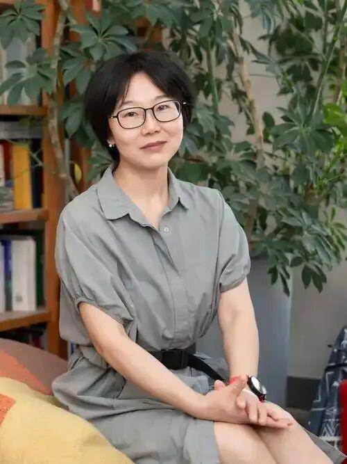 著名作家李娟发声：气得编不出标题