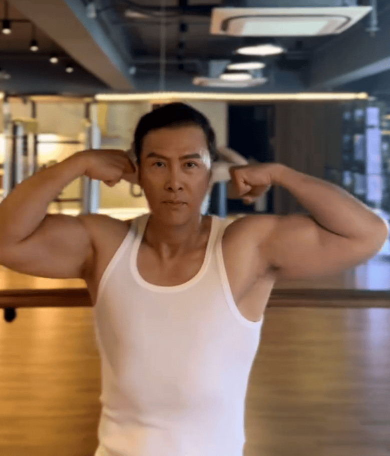 甄子丹回应带辛芷蕾入行:终究还是靠她自己