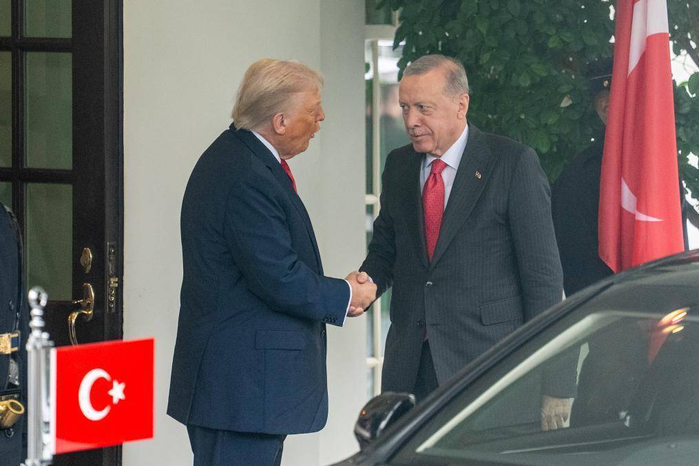 又变了<strong></p>
<p>trx价格</strong>？特朗普称对乌用美制远程武器袭俄持开放态度