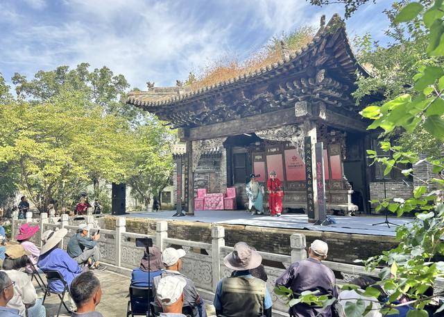 第九届中国戏曲文化周开幕<strong></p>
<p>TRX币</strong>，北京园博园化身戏曲百花园