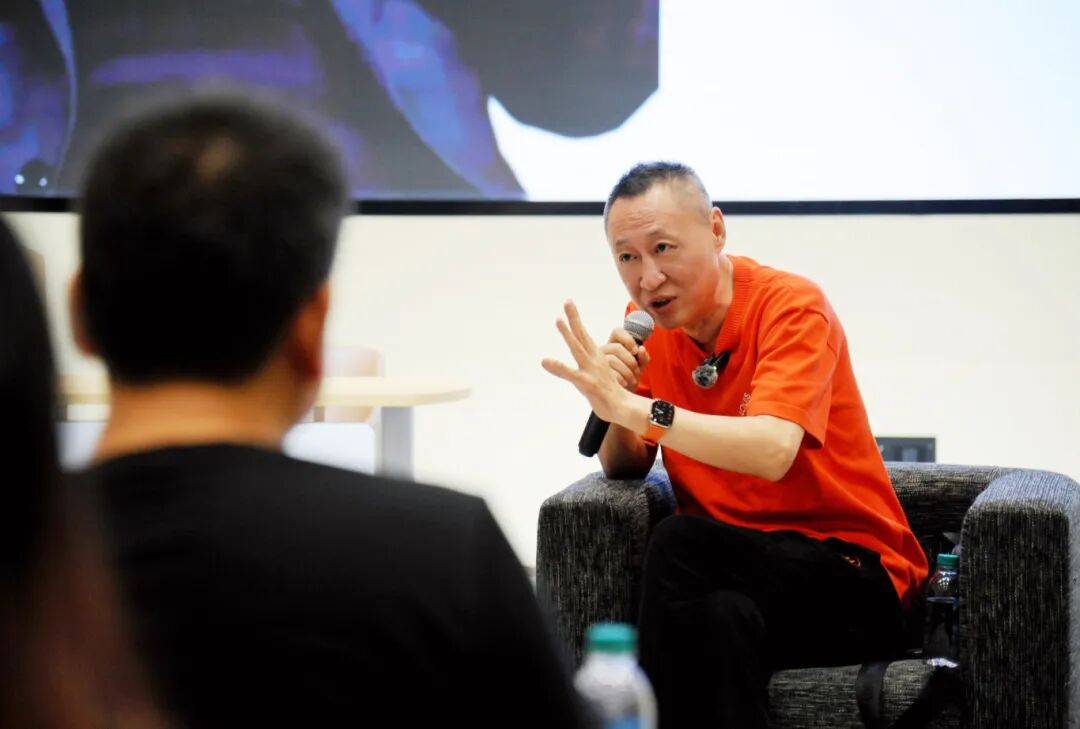 和影视大咖面对面<strong></p>
<p>usdt价格今日行情</strong>!网友:又是“别人家”的学校