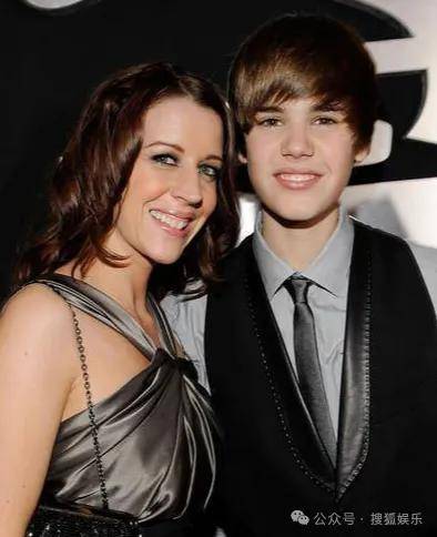 无意还是戏精？她办婚礼<strong></p>
<p>usdt价格今日行情</strong>，分手多年的他隔空说“我愿意”？