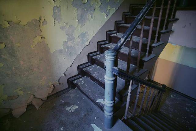 没人住的房子<strong></p>
<p>usdt钱包</strong>，为什么会“老”得特别快？