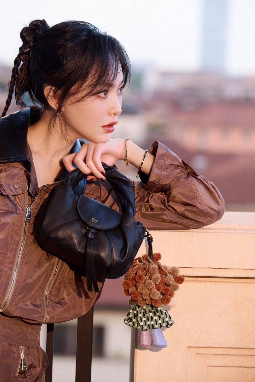 时装周上的女明星<strong></p>
<p>usdt钱包</strong>，秋冬氛围感一键封顶！