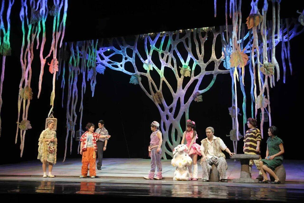 央视聚焦济南泉水游！10月5日<strong></p>
<p>usdt钱包</strong>，30家景区共接待游客45.27万人次