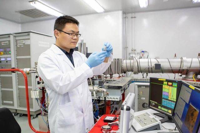 新发现！月球背面月幔有点“冷”<strong></p>
<p>usdt钱包</strong>，月球“二分性”现象再添证据