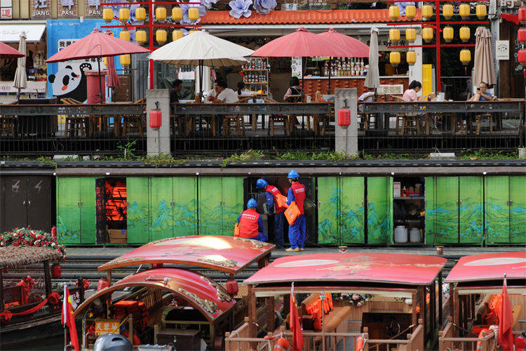 阖家团圆时<strong></p>
<p>usdt钱包官方下载</strong>，他们守护蓉城灯火