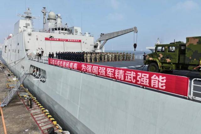 南部战区：中方参演部队已从军港出征