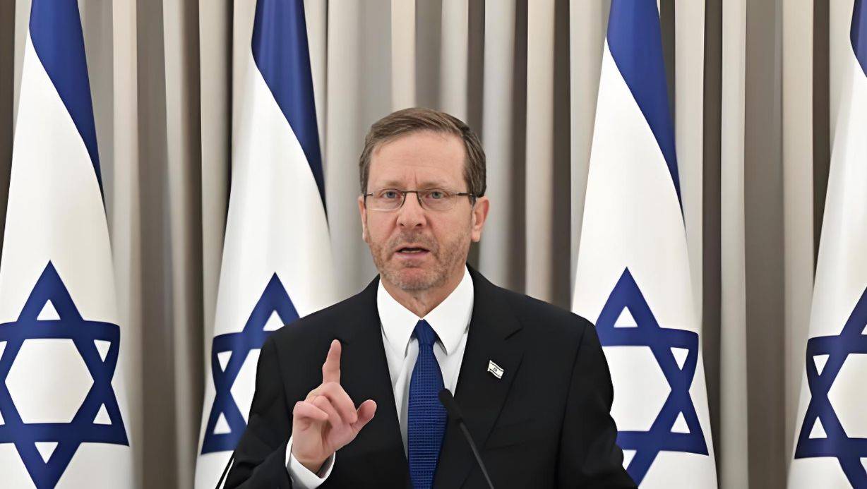 10月7号是哈马斯野蛮屠杀两周年，以色列公布辛瓦尔的手写文件