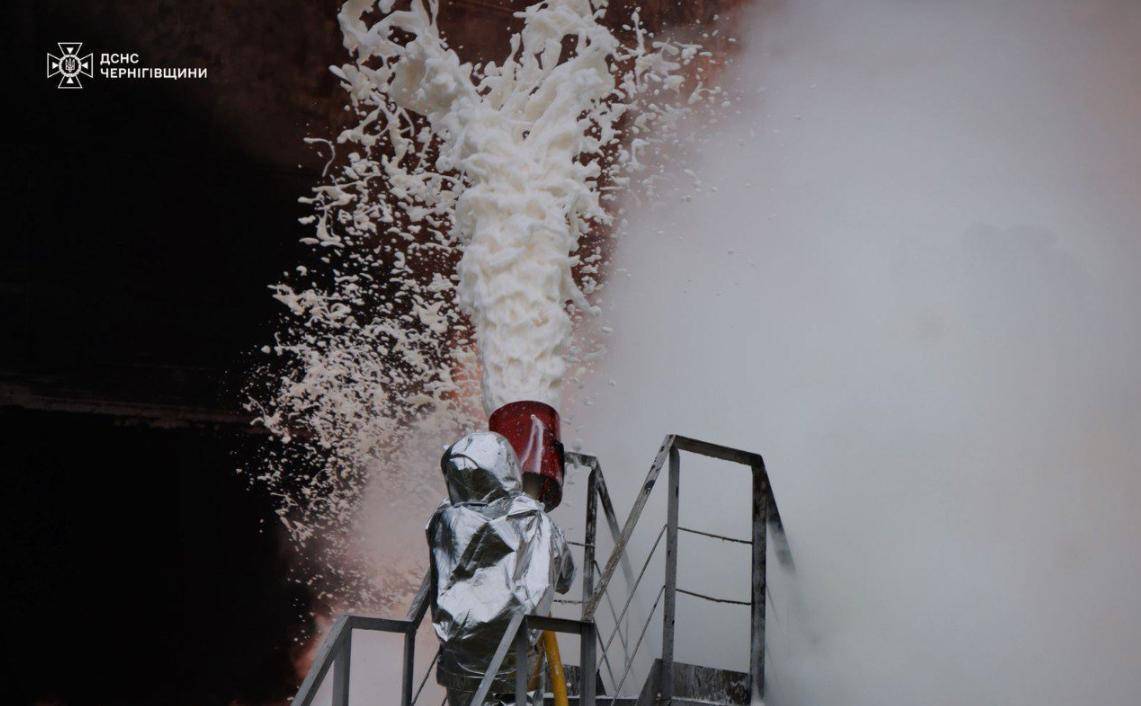 炸了一夜<strong></p>
<p>usdt钱包下载</strong>，俄军大轰炸，基辅大停电：俄乌战争3年，普京太仁慈了