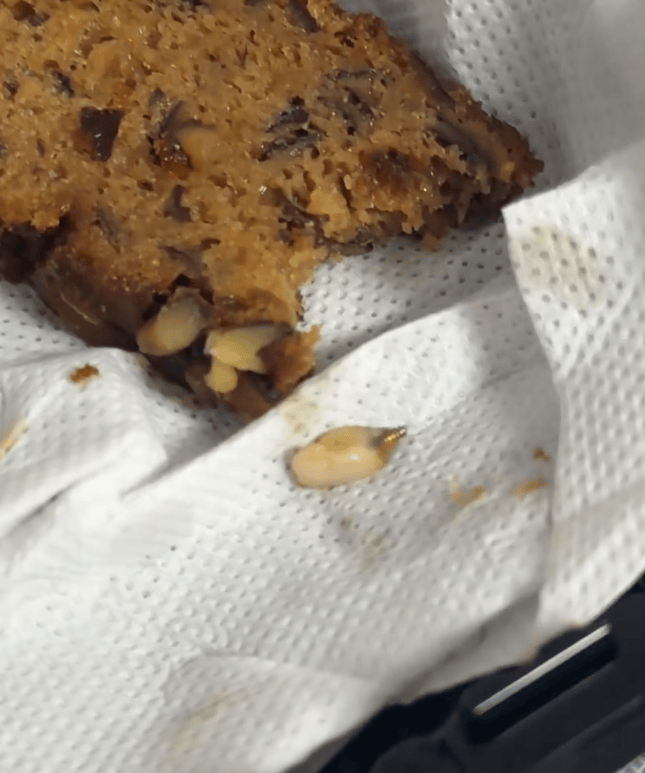 山姆枣泥核桃蛋糕吃出“一颗牙”?客服回应:很惊讶<strong></p>
<p>usdt今日价格</strong>,已反馈工厂排查