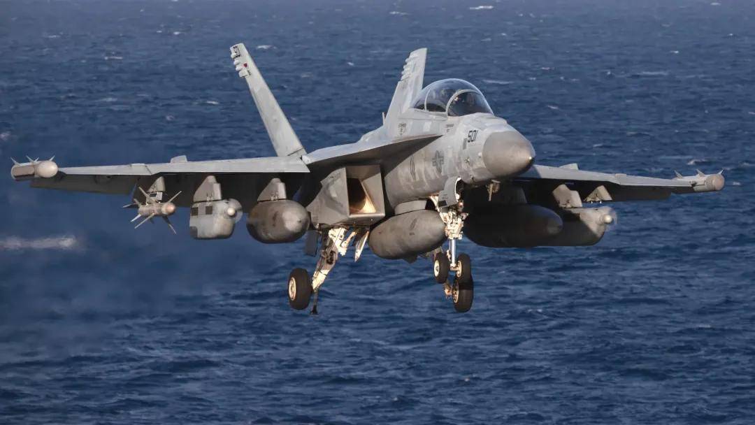 央视官宣:歼-16可挂载副油箱<strong></p>
<p>usdt今日价格</strong>!网友:航程加到7000公里有必要?