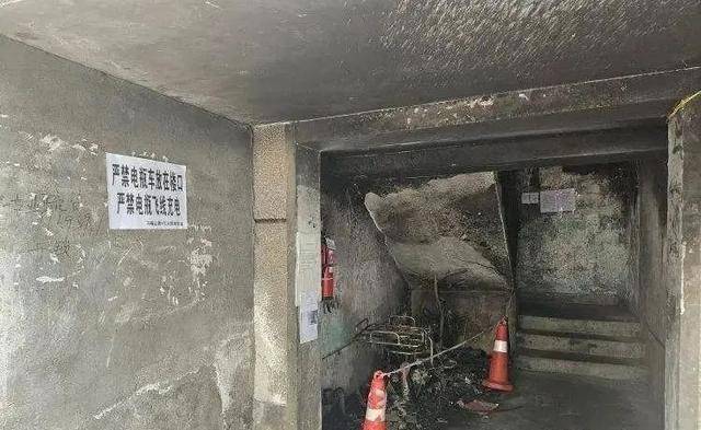 仅仅30秒<strong></p>
<p>usdt官网</strong>，男子全身烧伤90%！别再这样充电！