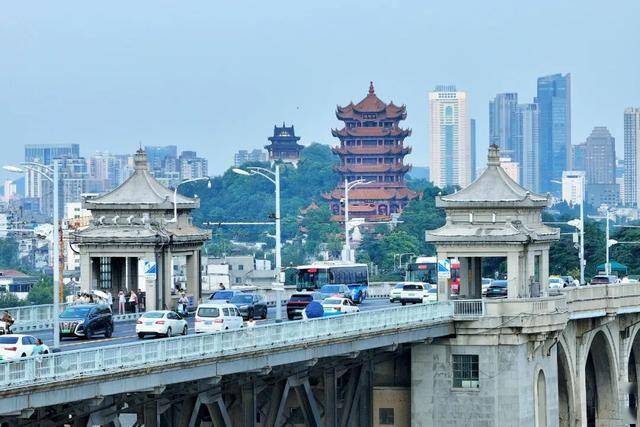 今天是她68岁生日<strong></p>
<p>usdt官网</strong>,武汉人:不准退休!