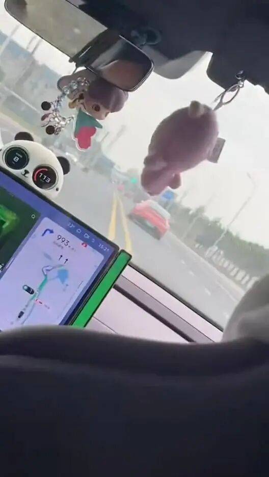 小米汽车市区飙至时速120公里<strong></p>
<p>海能达股票</strong>,跨双黄线到对向车道超车……交警回应→