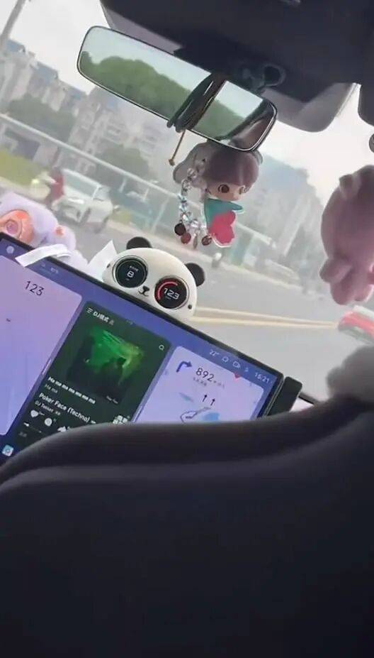 小米汽车市区飙至时速120公里<strong></p>
<p>海能达股票</strong>,跨双黄线到对向车道超车……交警回应→