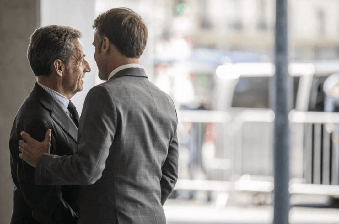 70岁法国前总统萨科齐的“坐牢style”:入狱前密会马克龙<strong></p>
<p>东方国信股票</strong>,入狱后开始写书