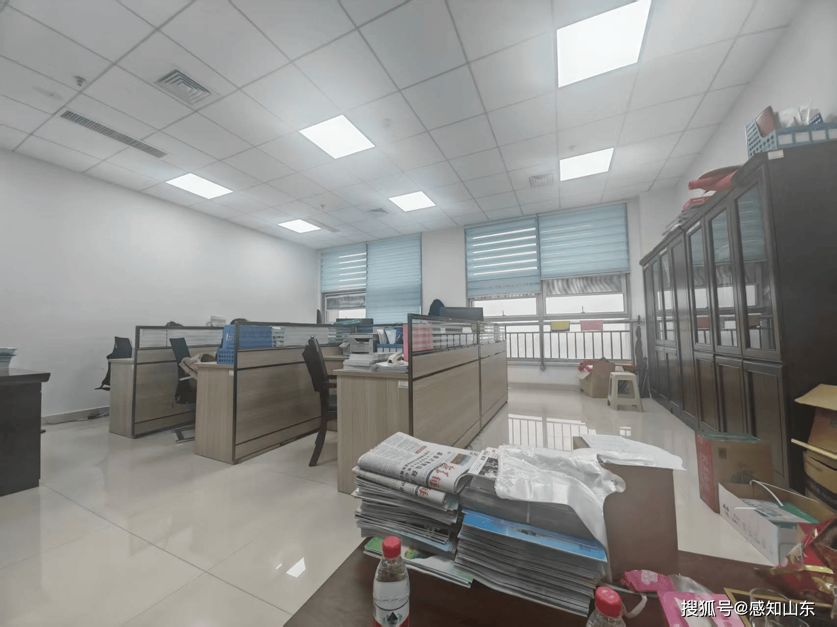 山东东营市一镇政府大楼过于“气派”被质疑超标准<strong></p>
<p>二三四五股票</strong>，镇政府回应：非自建，只租7层