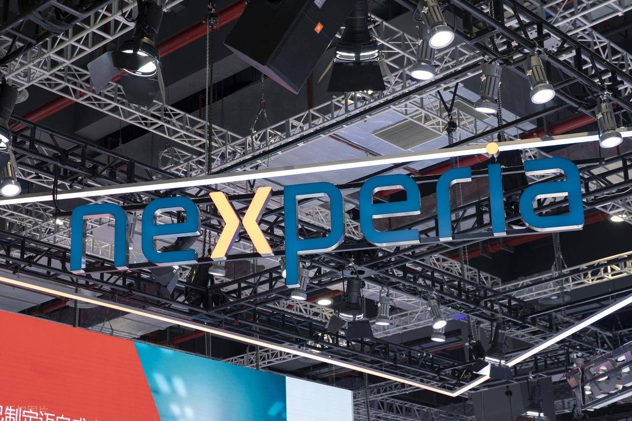 荷兰慌了<strong></p>
<p>二三四五股票</strong>，安世中国已恢复供货，但有一个条件，必须用人民币结算！