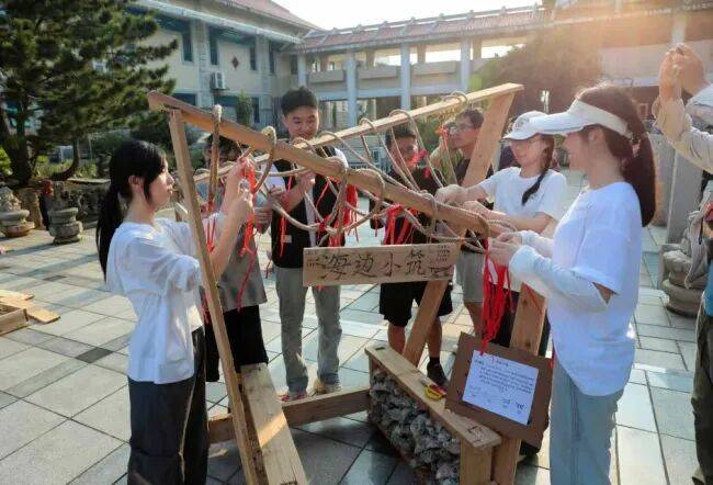 台湾人<strong></p>
<p>二三四五股票</strong>，难道不是中国人？