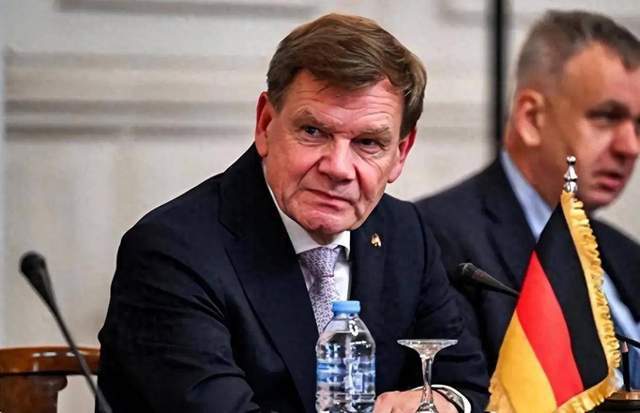 德外长乱说话后<strong></p>
<p>西藏旅游股票</strong>,因中方无人愿接见,被迫取消访华,罕见的信号