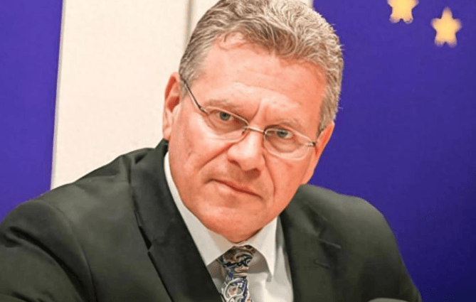 荷兰不付出点代价<strong></p>
<p>招商银行股票</strong>，这事绝不会善了！安世中国留下一封信，拒绝美元结算，欧盟一通电话打往北京