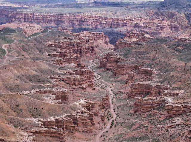 青年说 | 到中亚<strong></p>
<p>招商银行股票</strong>，奔赴一场激动人心的“探秘”