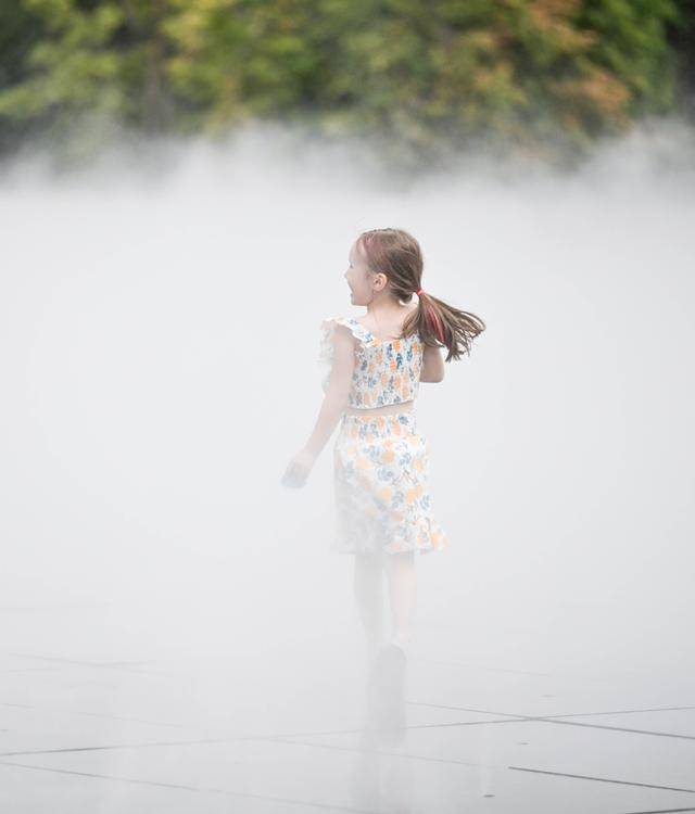 青年说 | 到中亚<strong></p>
<p>招商银行股票</strong>，奔赴一场激动人心的“探秘”