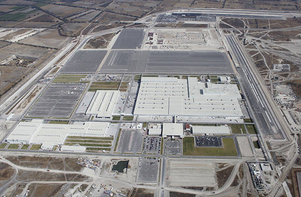 荷兰“强抢”中资企业导致芯片断供<strong></p>
<p>晨鸣纸业股票</strong>，本田在墨西哥的工厂停产