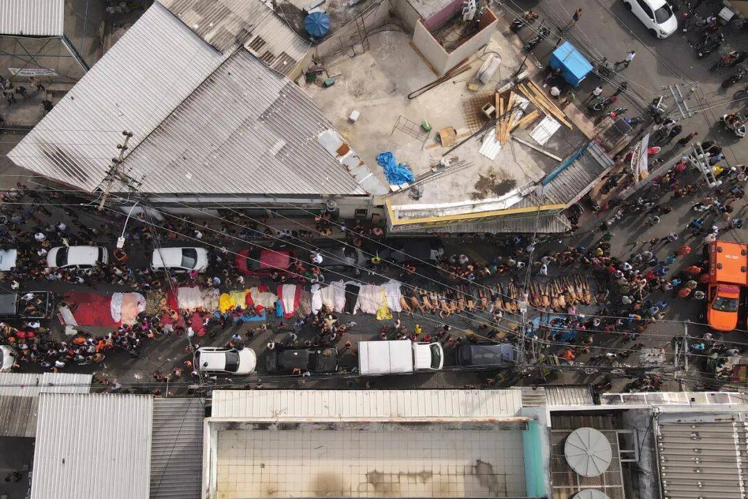 巴西强力“剿匪”！里约热内卢警匪激战<strong></p>
<p>太钢不锈股票</strong>，已有120多人死亡，总统卢拉发声，现场画面曝光→