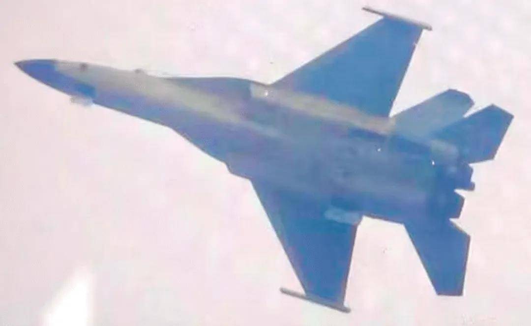 歼-35青春版<strong></p>
<p>国际医学股票</strong>?076专用舰载机?新机“超级小黄蜂”究竟是干嘛的?