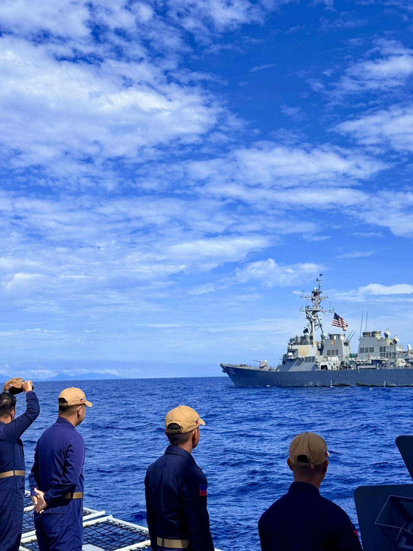 美军再度遭遇耻辱时刻：中国海军6艘战舰包围<strong></p>
<p>江南高纤股票</strong>，815舰插入南海演习