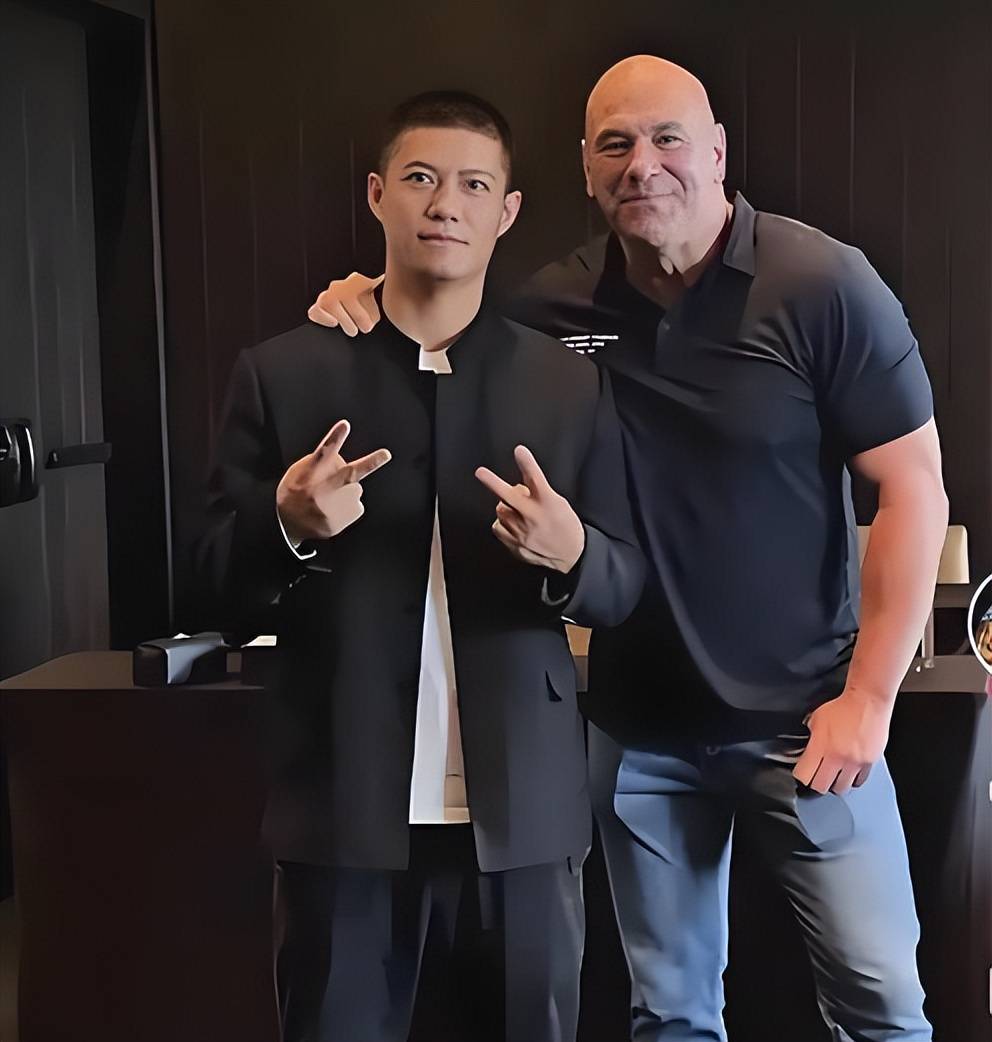 “现在看人还是重影”！扇耳光比赛受伤的中国选手：签了6场<strong></p>
<p>通化金马股票</strong>，还想完成剩下的5场