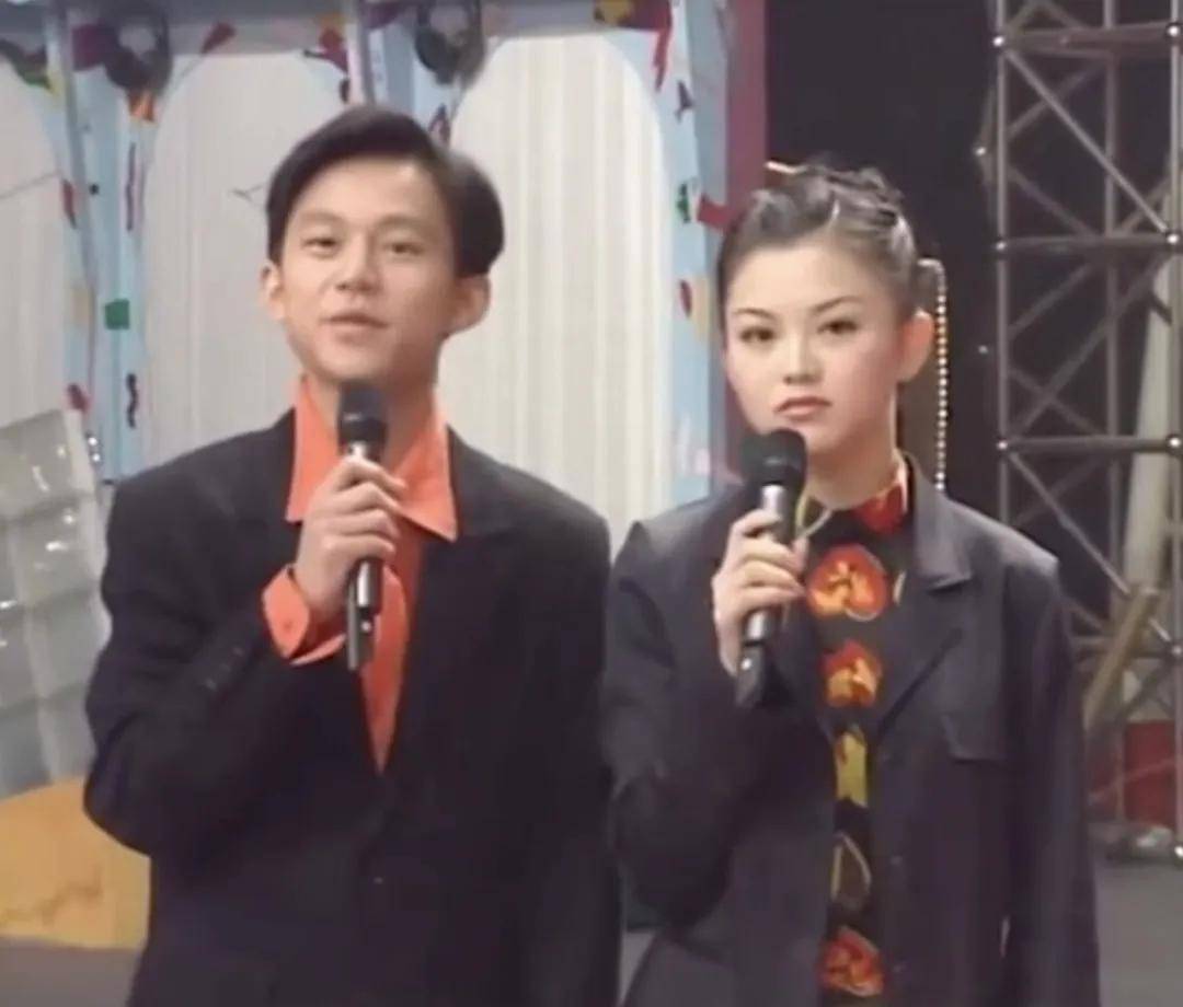 李湘气得翻出了瘦瘦的照片……她年轻时确实是仙女啊<strong></p>
<p>通化金马股票</strong>！